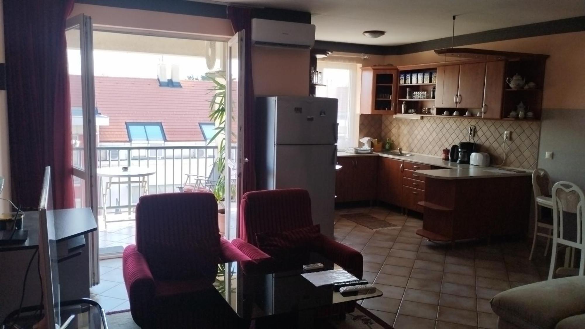 Tommy Apartman Hajduszoboszlo Exterior foto