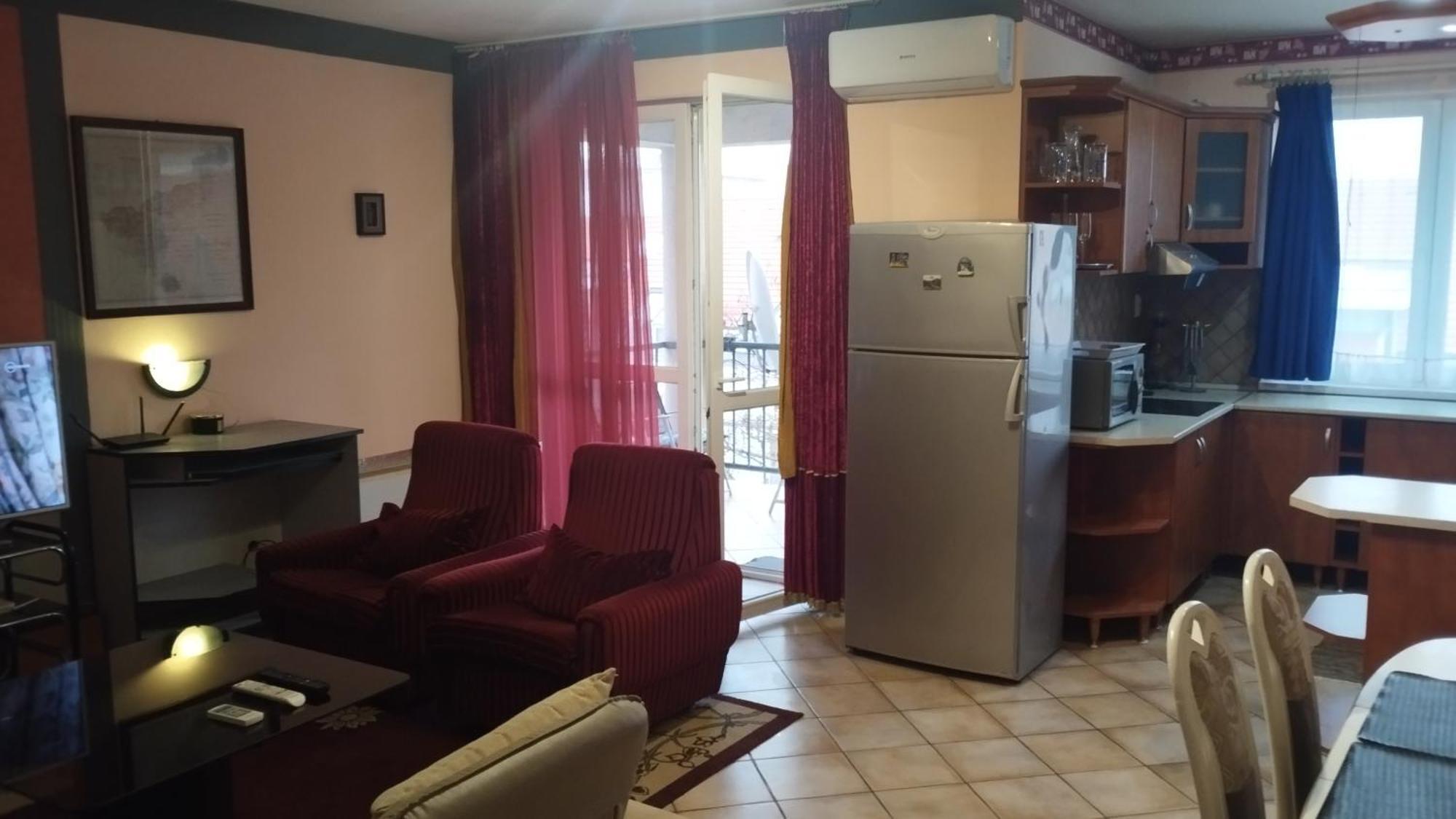 Tommy Apartman Hajduszoboszlo Exterior foto