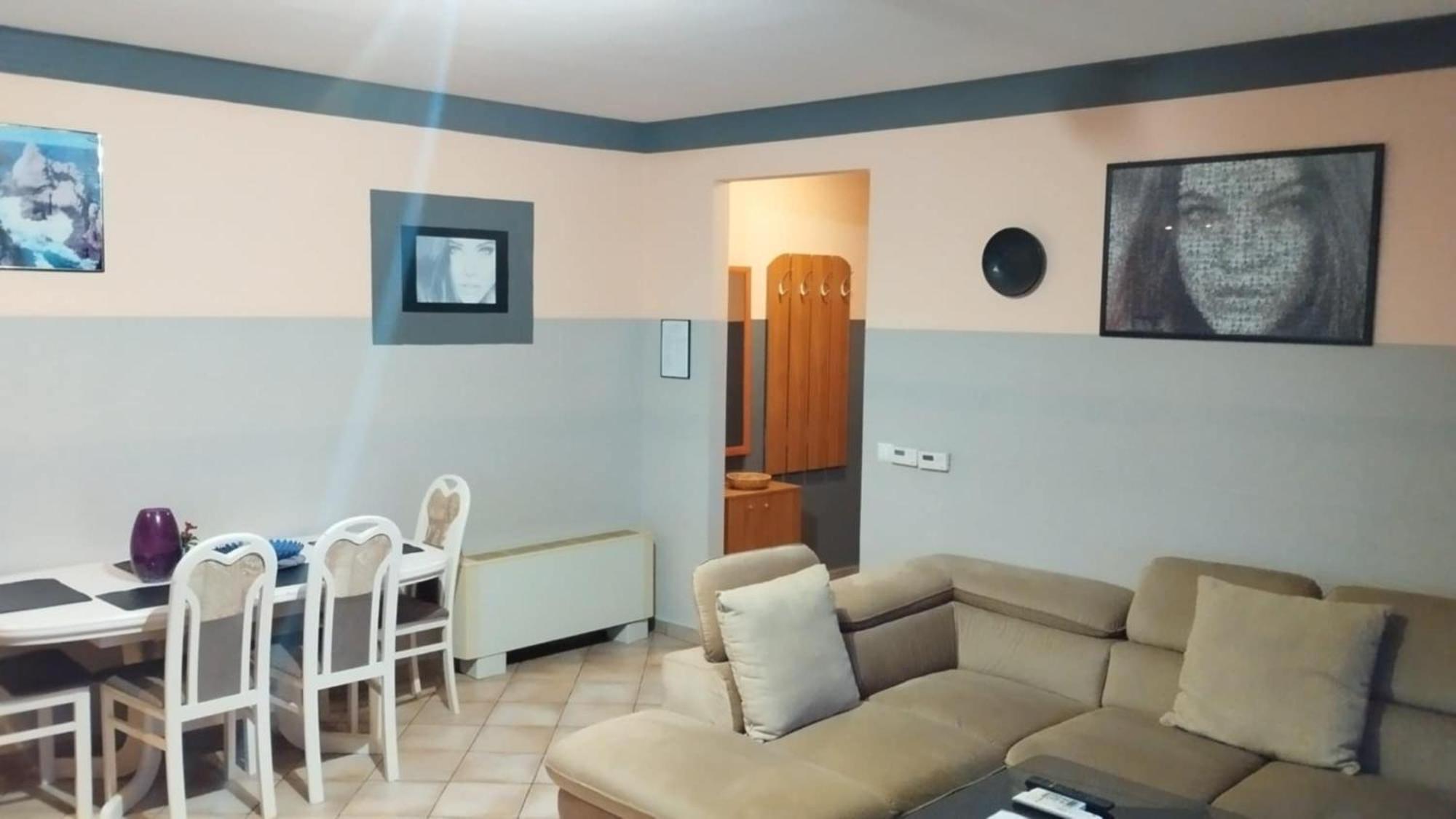 Tommy Apartman Hajduszoboszlo Exterior foto