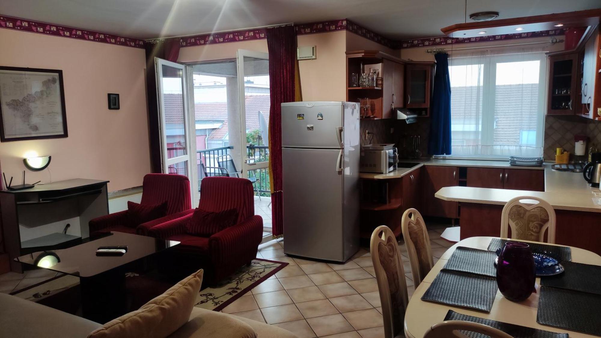 Tommy Apartman Hajduszoboszlo Exterior foto