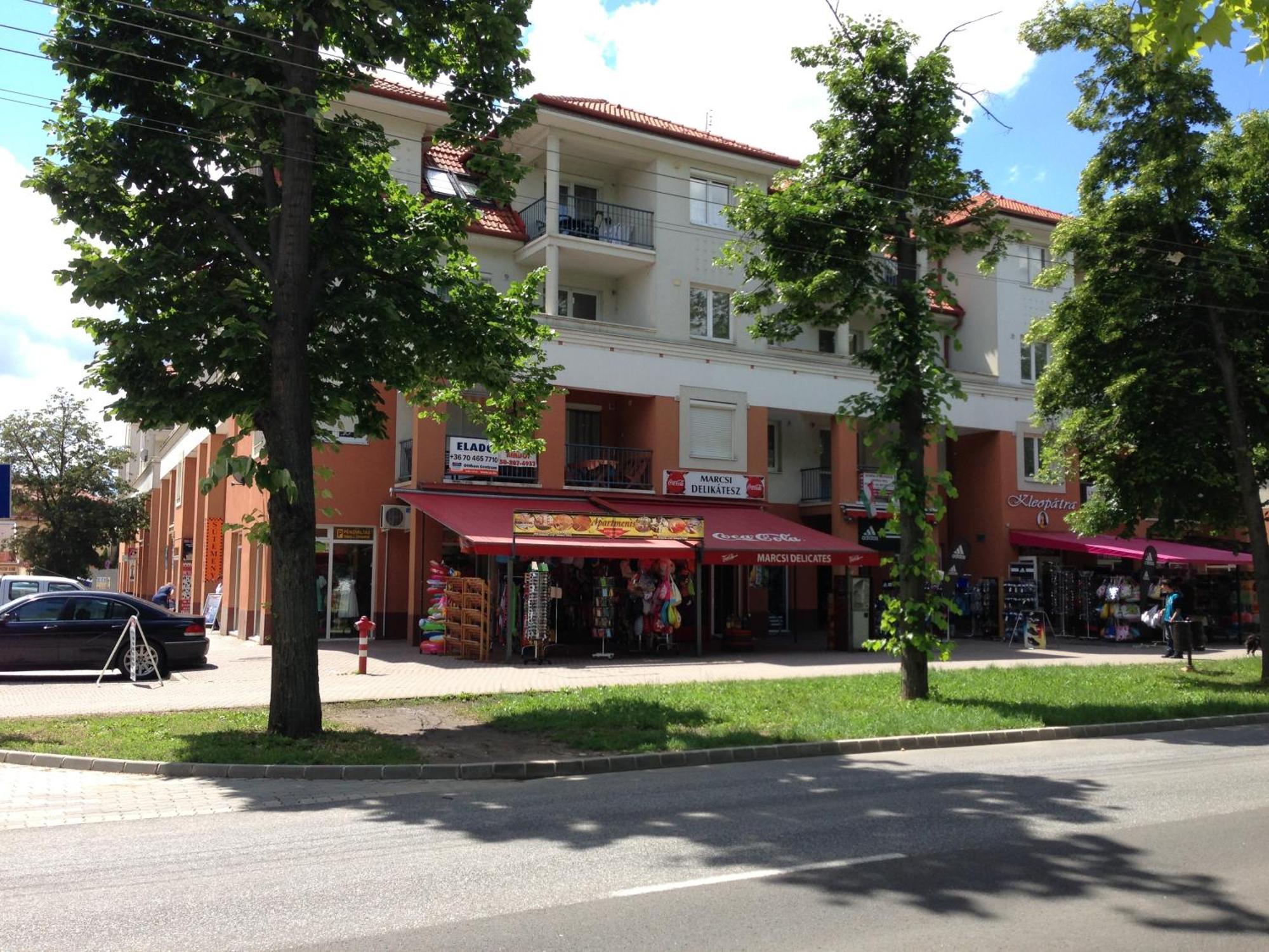 Tommy Apartman Hajduszoboszlo Exterior foto